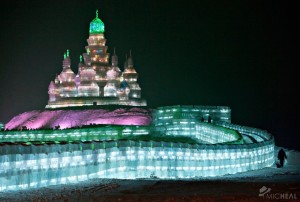 the-harbin-ice-and-snow-sculpture-festival-13 (1)